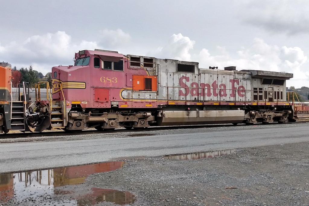 BNSF 683